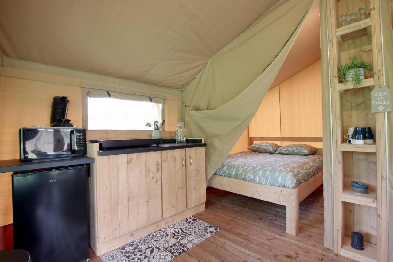 Tente Safari Lodge Ferme Carrique Tardets-Sorholus Bagian luar foto