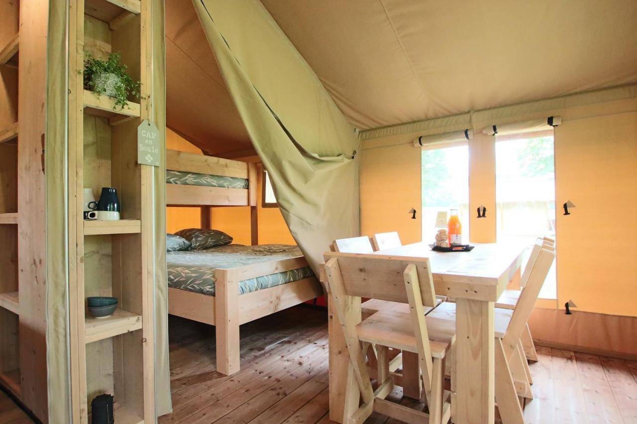 Tente Safari Lodge Ferme Carrique Tardets-Sorholus Bagian luar foto