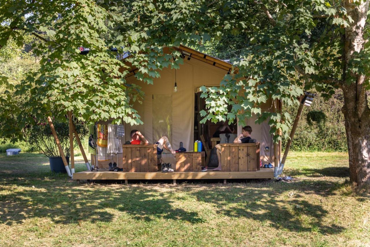 Tente Safari Lodge Ferme Carrique Tardets-Sorholus Bagian luar foto